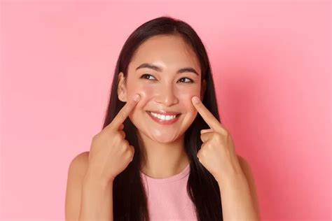 7 Rahasia Perawatan Larissa yang Bikin Kulit Glowing dan Awet Muda 🤫
