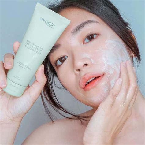 5 Kosmetik Perawatan Wajah Lokal Ini Dijamin Bikin Kulit Glow Up! 💫