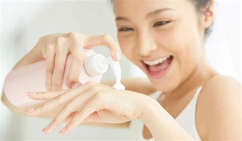 5 Rahasia Glowing Sekujur Tubuh dengan MS Glow: Bye-Bye Kulit Kusam! 5 Rahasia Glowing Sekujur Tubuh dengan MS Glow: Bye-Bye Kulit Kusam!