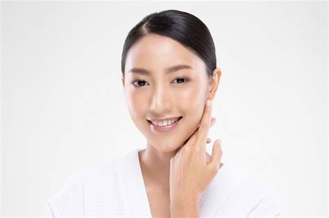 5 Rahasia Perawatan Kecantikan Wanita: Glowing Alami dalam 7 Hari! 5 Rahasia Perawatan Kecantikan Wanita: Glowing Alami dalam 7 Hari!