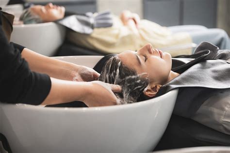 7 Paket Perawatan Tubuh di Salon yang Bikin Kamu Terlihat Mempesona dalam Semalam! 7 Paket Perawatan Tubuh di Salon yang Bikin Kamu Terlihat Mempesona dalam Semalam!