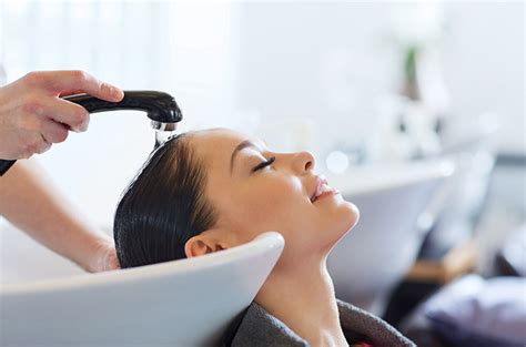 7 Paket Perawatan Tubuh di Salon yang Bikin Kamu Terlihat Mempesona dalam Semalam! 7 Paket Perawatan Tubuh di Salon yang Bikin Kamu Terlihat Mempesona dalam Semalam!