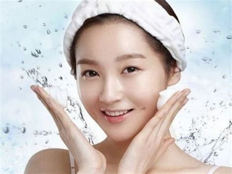 7 Rahasia Kulit Putih Mulus ala Artis Korea, Dijamin Ampuh! 7 Rahasia Kulit Putih Mulus ala Artis Korea, Dijamin Ampuh!