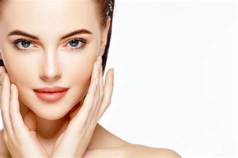 7 Rahasia Wajah Glowing Alami: Bye-Bye Kulit Kusam! 7 Rahasia Wajah Glowing Alami: Bye-Bye Kulit Kusam!
