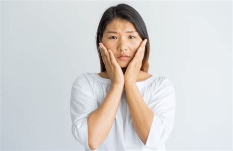 7 Rahasia Wajah Glowing Alami: Bye-Bye Kulit Kusam! 7 Rahasia Wajah Glowing Alami: Bye-Bye Kulit Kusam!